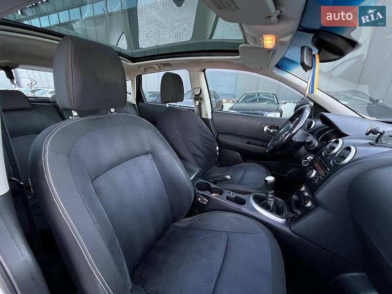 Внедорожник / Кроссовер Nissan Qashqai 2010 в Львове