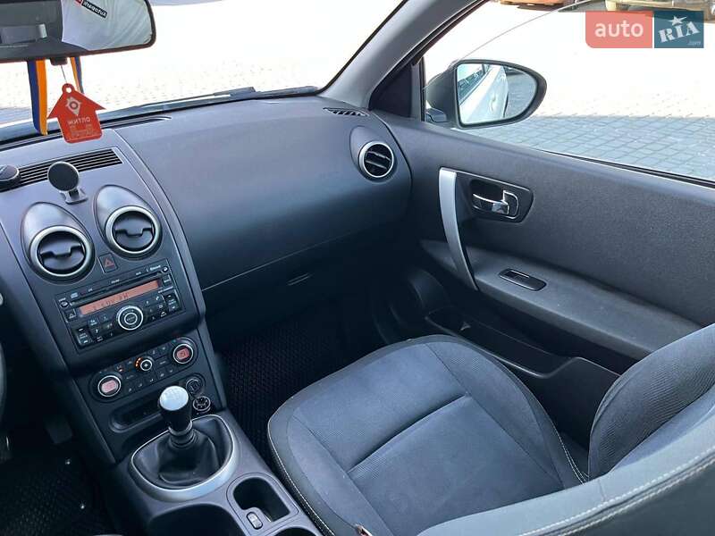 Внедорожник / Кроссовер Nissan Qashqai 2010 в Львове