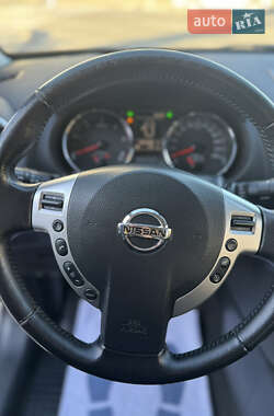 Внедорожник / Кроссовер Nissan Qashqai 2012 в 