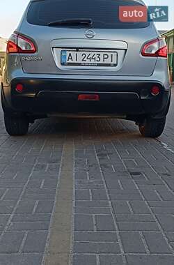Позашляховик / Кросовер Nissan Qashqai 2013 в  фото 9 Позашляховик / Кросовер Nissan Qashqai 2013 в