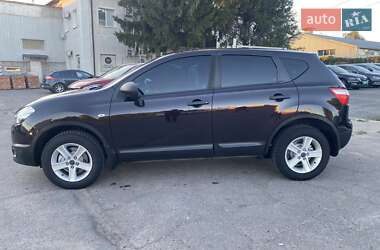 Внедорожник / Кроссовер Nissan Qashqai 2011 в 