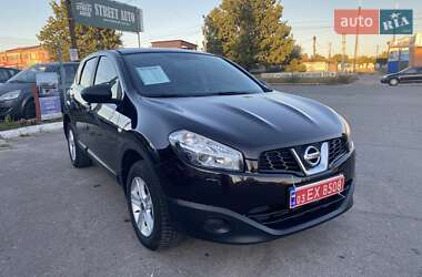 Внедорожник / Кроссовер Nissan Qashqai 2011 в 