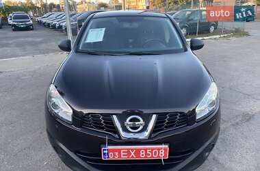 Внедорожник / Кроссовер Nissan Qashqai 2011 в 