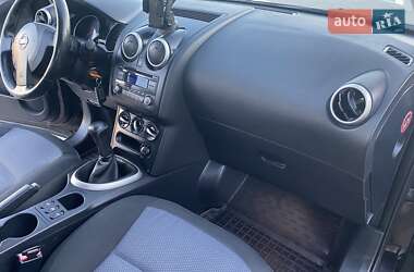 Внедорожник / Кроссовер Nissan Qashqai 2011 в 