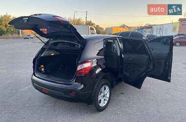 Внедорожник / Кроссовер Nissan Qashqai 2011 в 