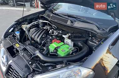 Внедорожник / Кроссовер Nissan Qashqai 2011 в 