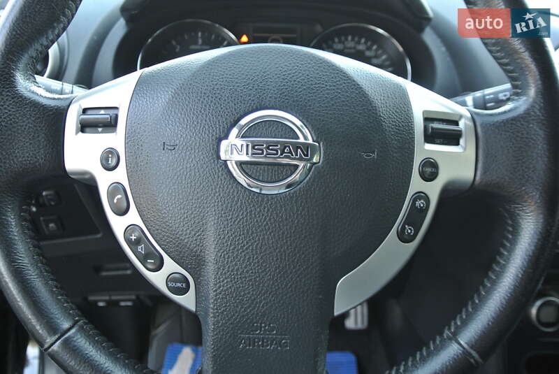 Внедорожник / Кроссовер Nissan Qashqai 2011 в Черновцах фото 43 Внедорожник / Кроссовер Nissan Qashqai 2011 в Черновцах