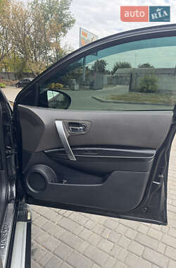 Внедорожник / Кроссовер Nissan Qashqai 2008 в 