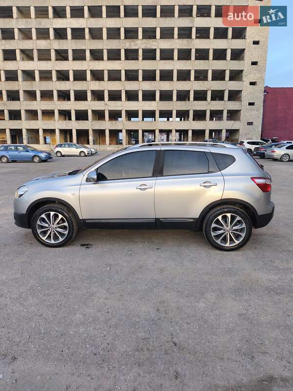 Внедорожник / Кроссовер Nissan Qashqai 2010 в Тернополе фото 7 Внедорожник / Кроссовер Nissan Qashqai 2010 в Тернополе