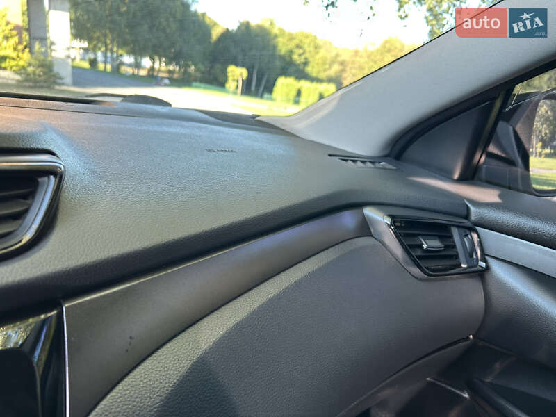 Внедорожник / Кроссовер Nissan Qashqai 2014 в Хмельницком