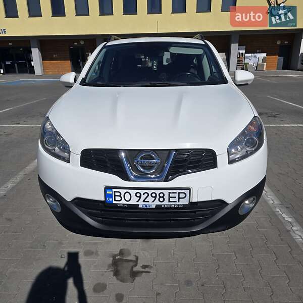 Внедорожник / Кроссовер Nissan Qashqai 2010 в Тернополе