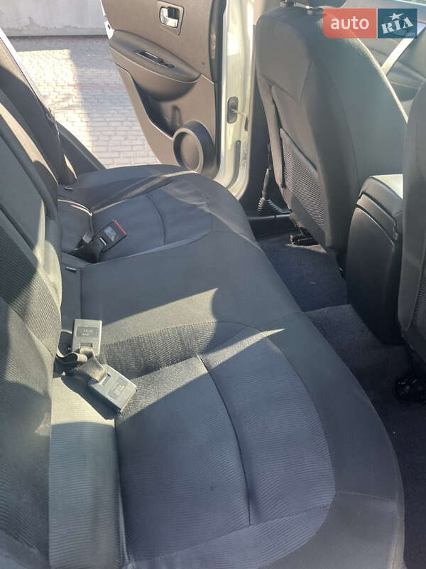 Внедорожник / Кроссовер Nissan Qashqai 2010 в Ивано-Франковске