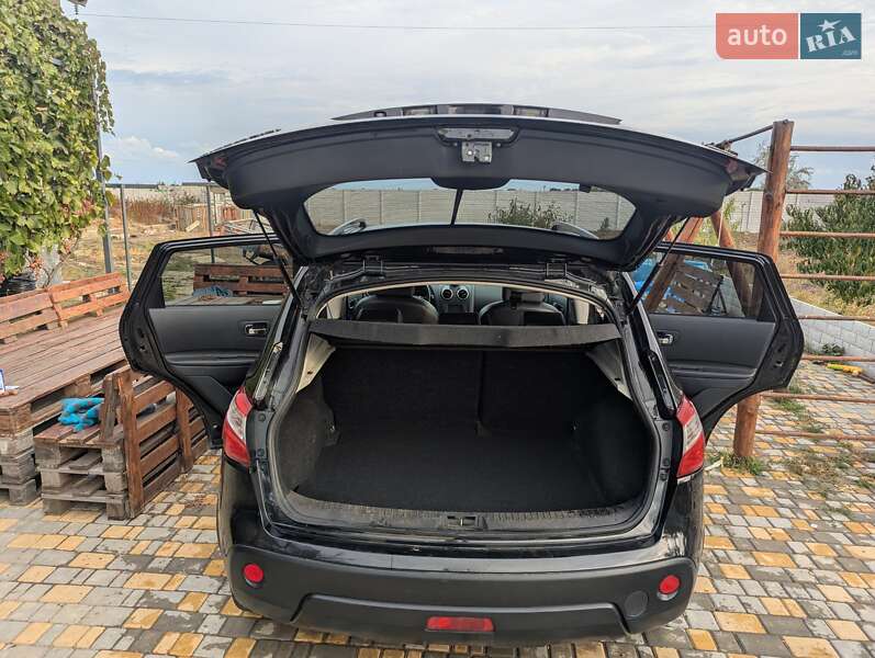 Внедорожник / Кроссовер Nissan Qashqai 2013 в Белгороде-Днестровском