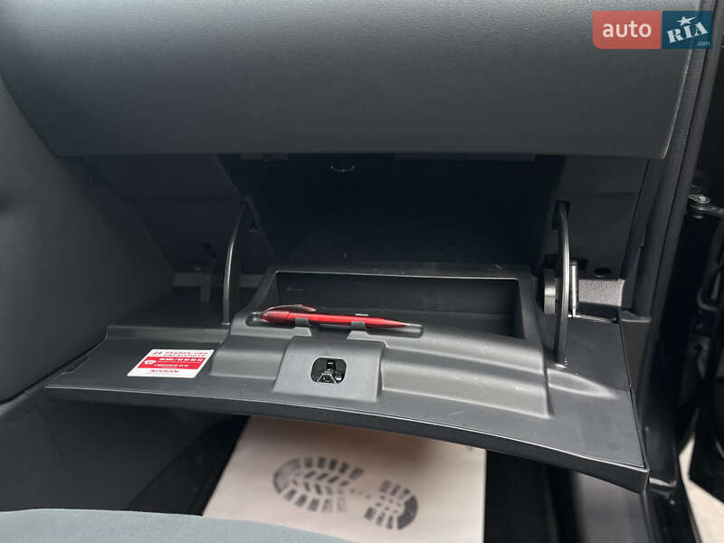 Позашляховик / Кросовер Nissan Qashqai 2011 в Сумах