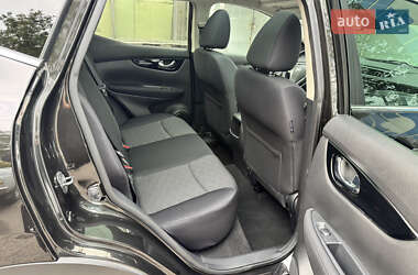 Внедорожник / Кроссовер Nissan Qashqai 2015 в 