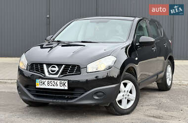 Внедорожник / Кроссовер Nissan Qashqai 2013 в 