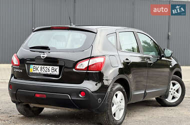 Внедорожник / Кроссовер Nissan Qashqai 2013 в 