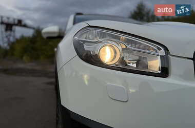 Внедорожник / Кроссовер Nissan Qashqai 2012 в 