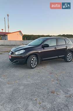 Позашляховик / Кросовер Nissan Qashqai 2010 в Вінниці