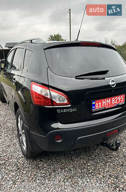 Внедорожник / Кроссовер Nissan Qashqai 2011 в 