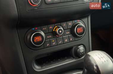 Внедорожник / Кроссовер Nissan Qashqai 2011 в 