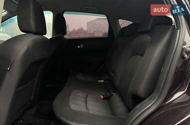 Внедорожник / Кроссовер Nissan Qashqai 2011 в 