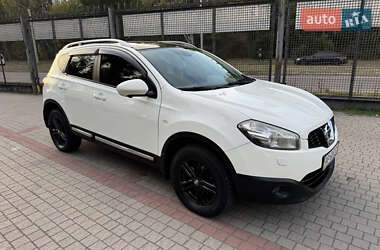 Позашляховик / Кросовер Nissan Qashqai 2011 в Запоріжжі