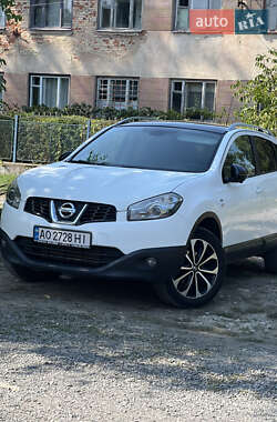 Внедорожник / Кроссовер Nissan Qashqai 2012 в Берегово