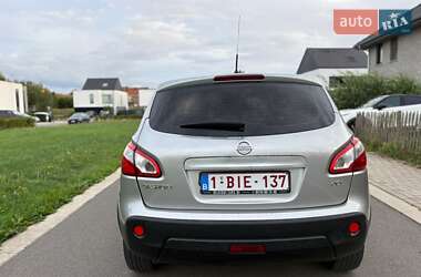 Внедорожник / Кроссовер Nissan Qashqai 2012 в 