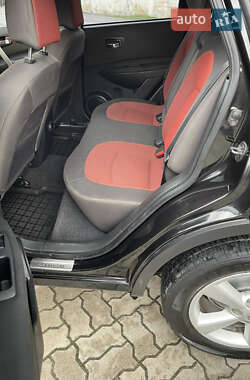 Внедорожник / Кроссовер Nissan Qashqai 2007 в 