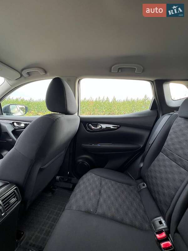 Внедорожник / Кроссовер Nissan Qashqai 2017 в Згуровке