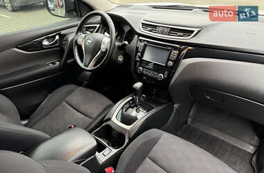 Внедорожник / Кроссовер Nissan Qashqai 2014 в 