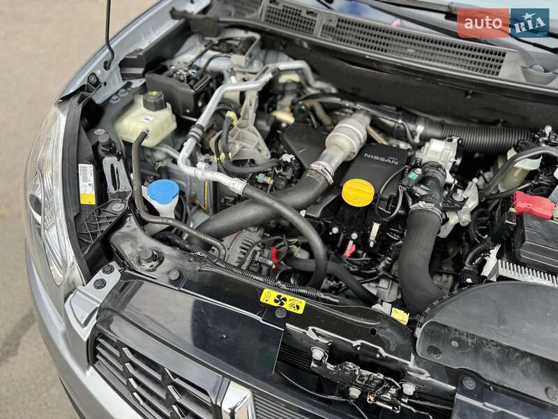 Внедорожник / Кроссовер Nissan Qashqai 2011 в Сумах