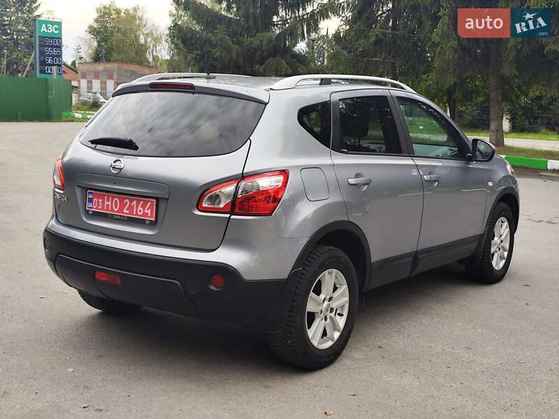 Внедорожник / Кроссовер Nissan Qashqai 2012 в Звягеле