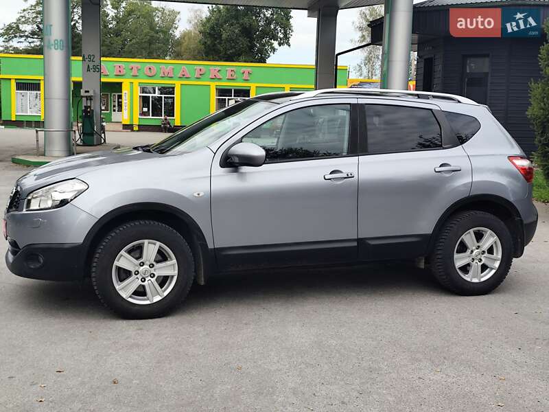 Внедорожник / Кроссовер Nissan Qashqai 2012 в Звягеле