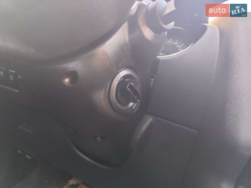 Внедорожник / Кроссовер Nissan Qashqai 2012 в Звягеле