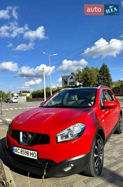 Позашляховик / Кросовер Nissan Qashqai 2012 в Луцьку