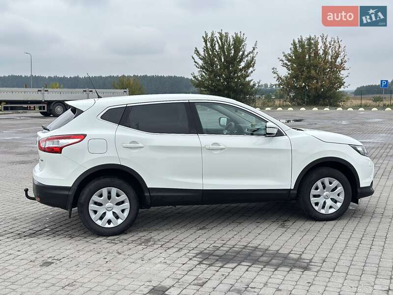 Nissan Qashqai 2015