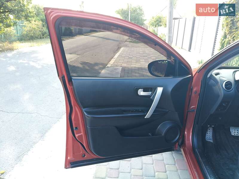 Позашляховик / Кросовер Nissan Qashqai 2007 в Новомосковську фото 16 Позашляховик / Кросовер Nissan Qashqai 2007 в Новомосковську