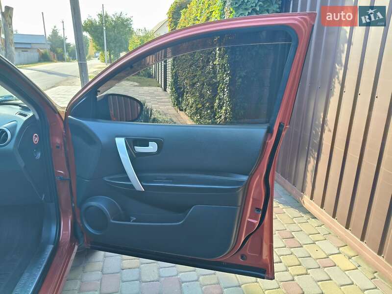 Позашляховик / Кросовер Nissan Qashqai 2007 в Новомосковську фото 27 Позашляховик / Кросовер Nissan Qashqai 2007 в Новомосковську