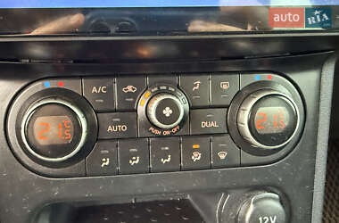 Внедорожник / Кроссовер Nissan Qashqai 2011 в 