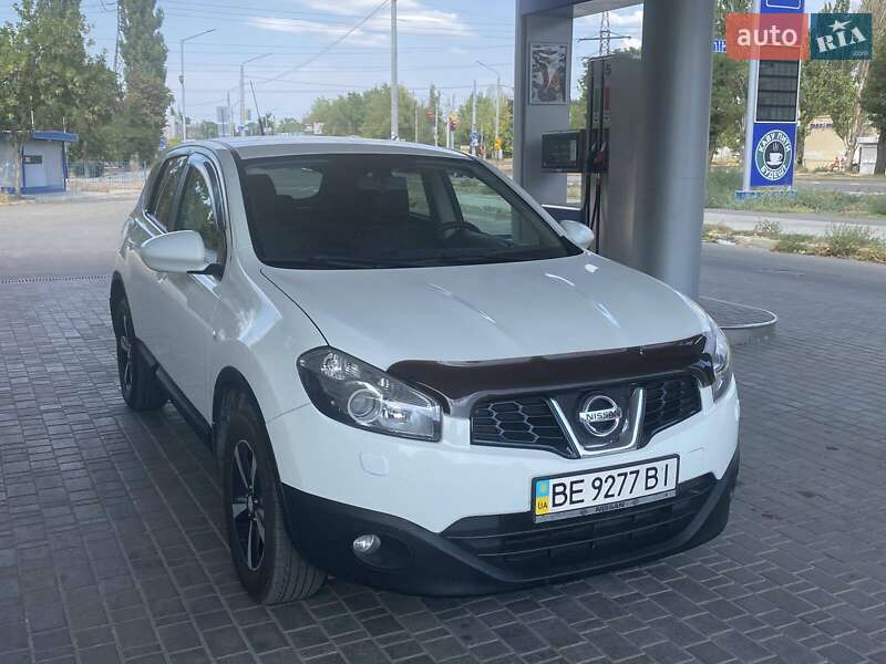 Позашляховик / Кросовер Nissan Qashqai 2011 в Миколаєві