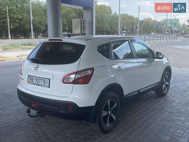 Позашляховик / Кросовер Nissan Qashqai 2011 в Миколаєві