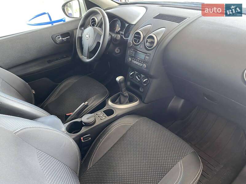 Позашляховик / Кросовер Nissan Qashqai 2011 в Миколаєві