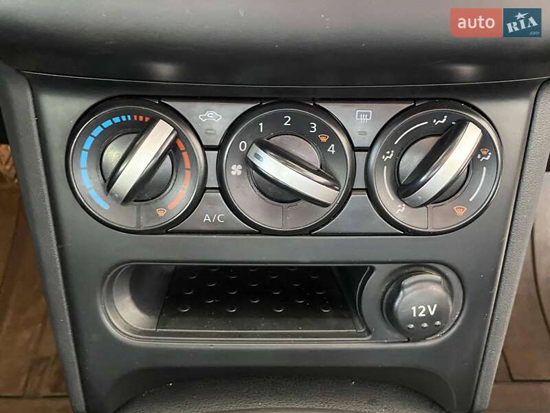 Позашляховик / Кросовер Nissan Qashqai 2011 в Миколаєві