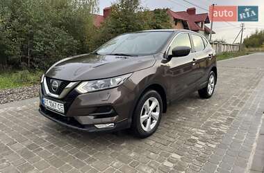 Позашляховик / Кросовер Nissan Qashqai 2017 в Івано-Франківську
