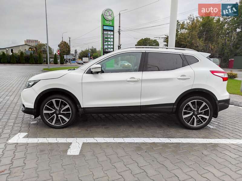 Позашляховик / Кросовер Nissan Qashqai 2015 в Вінниці
