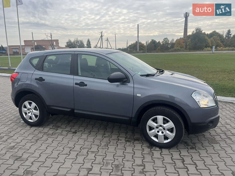 Внедорожник / Кроссовер Nissan Qashqai 2009 в Сарнах