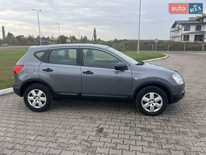 Внедорожник / Кроссовер Nissan Qashqai 2009 в Сарнах