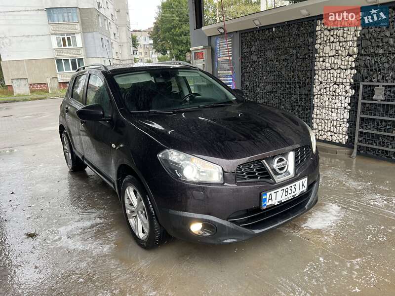 Внедорожник / Кроссовер Nissan Qashqai 2013 в Калуше
